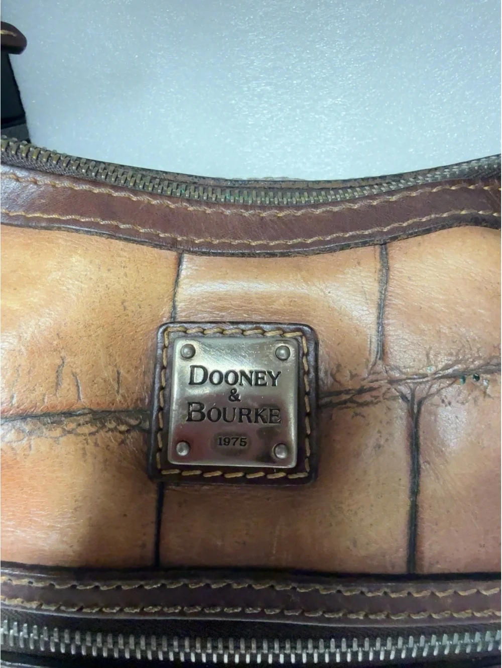 Vintage Dooney & Bourke Croco Embossed Leather Hobo Shoulder Bag Brown